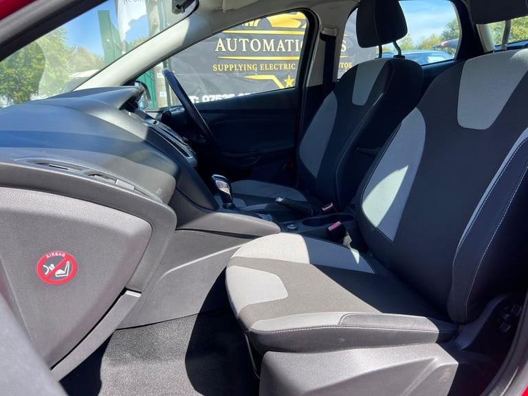 2012 Ford Focus 1.6 125 Zetec 5dr Powershift ESTATE Petrol Automatic