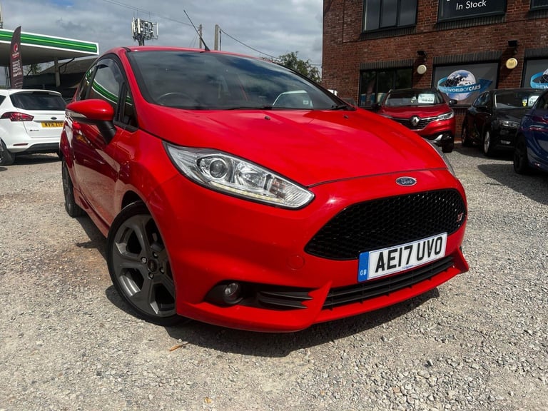 2017 Ford Fiesta 1.6T EcoBoost ST-3 Hatchback 3dr Petrol Manual Euro 6 (182 ps) HATCHBACK Petrol ...