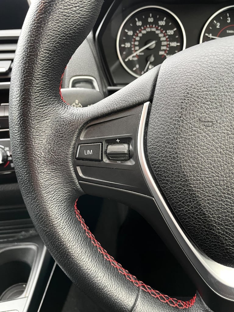 2017 BMW 1 Series 118i [1.5] Sport 5dr [Nav] HATCHBACK PETROL Manual