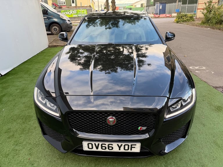 2016 Jaguar XF 3.0d V6 S 4dr Auto SALOON DIESEL Automatic