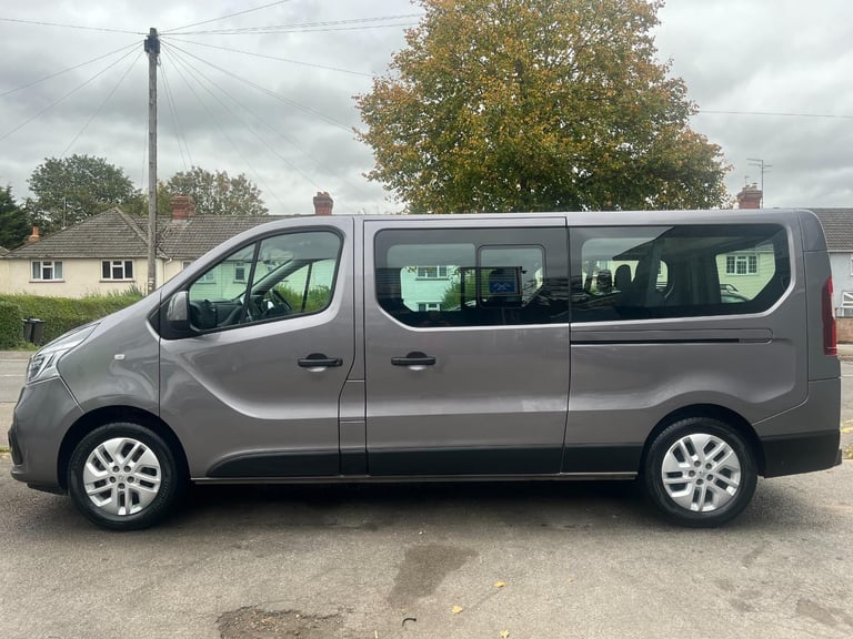 Renault Trafic 2.0 dCi ENERGY 30 Sport Nav 9 Seat LWB Minibus  DIESEL 2021/21