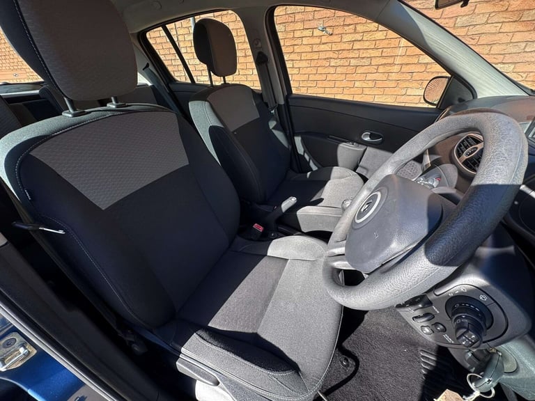 2010 Renault Clio 1.2 TCE I-Music 5dr HATCHBACK PETROL Manual