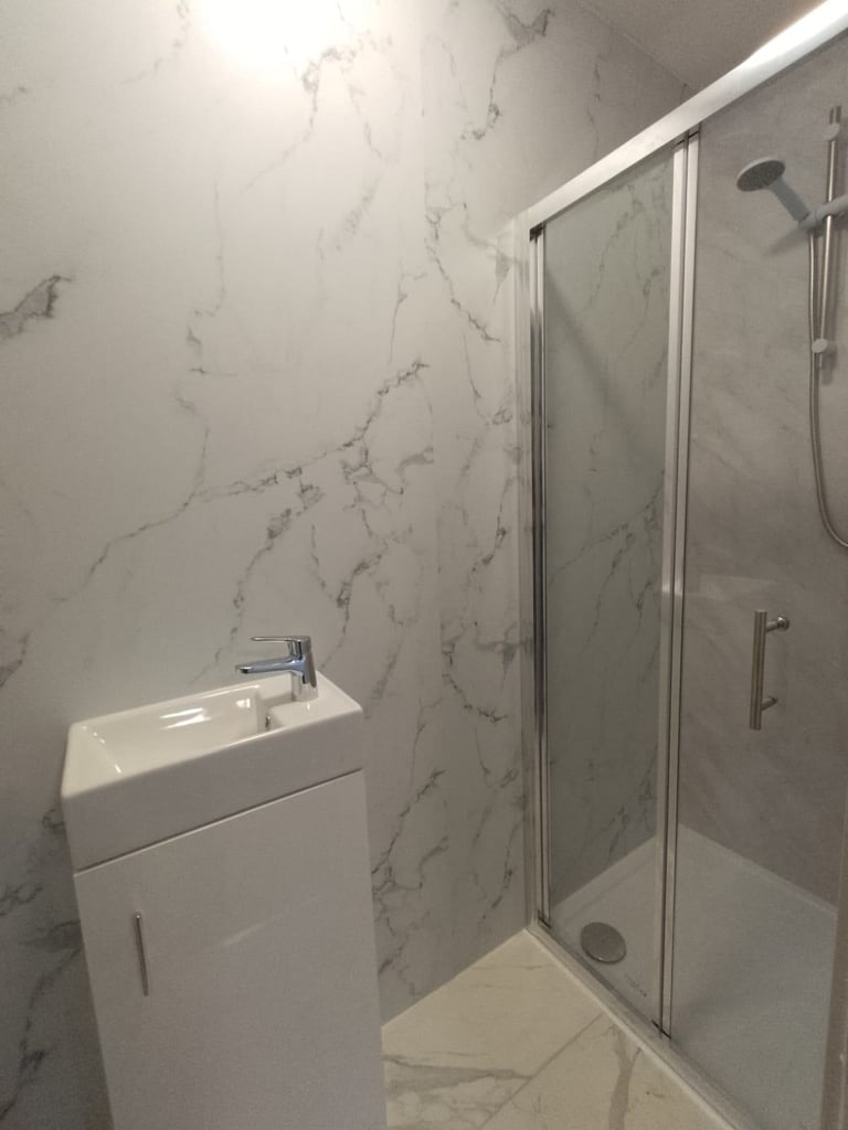 Studio to Rent in Ashford, Surrey area, (TW15 1UF) DSS welcome (over 35 years)