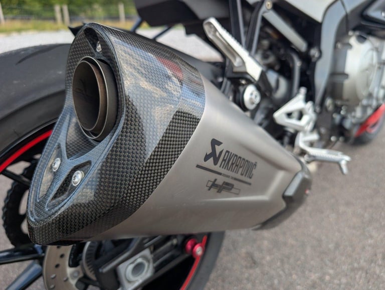 2018 BMW S 1000 R