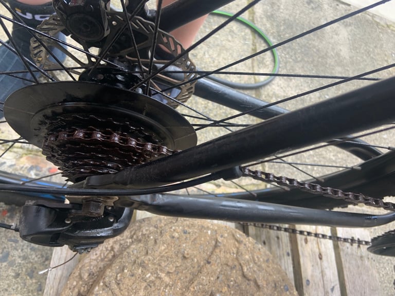 AMANCO 21 speed hybrid mountain bike 