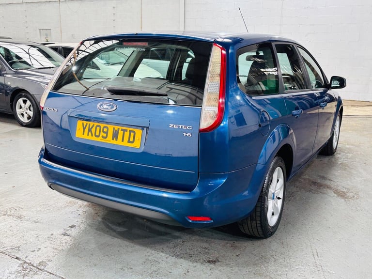 2009 Ford Focus 1.6 Zetec 5dr ESTATE Petrol Automatic
