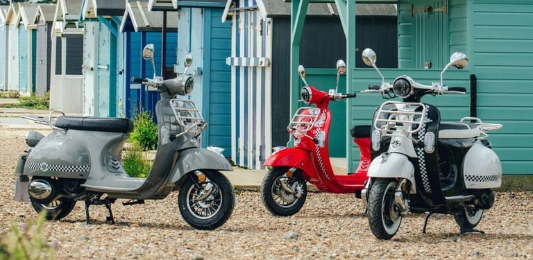 AJS MODENA [Phone number removed]5 Petrol Automatic in Orange