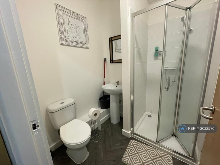 Studio flat in Quebec Street, Bradford, BD1 (#2622576)