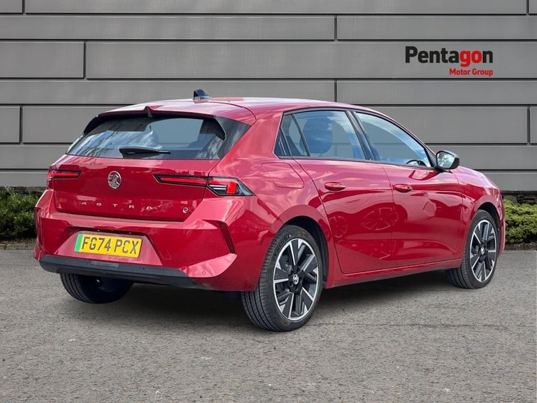  Vauxhall Astra Electric 54kwh Design Hatchback 5dr Electric Auto 156 Ps