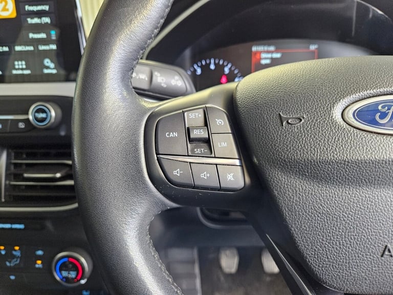 2019 Ford Focus 1.0T EcoBoost Zetec Hatchback 5dr Petrol Manual Euro 6 (s/s) (100 ps) Hatchback P...