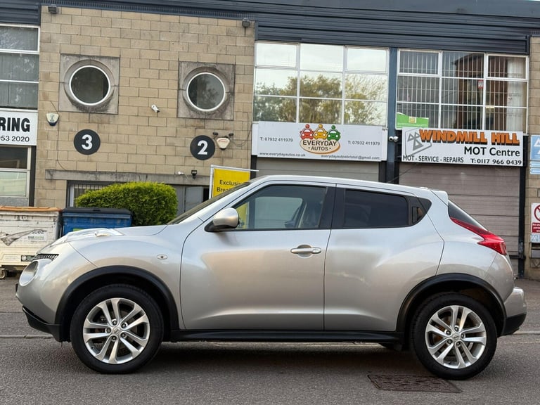 2012 Nissan Juke 1.6 Acenta 5dr [Premium Pack] HATCHBACK PETROL Manual