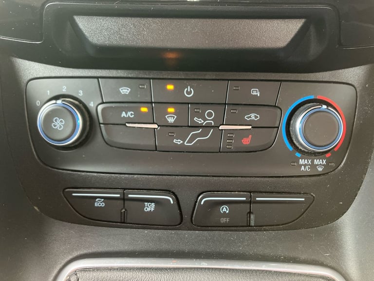 2022 Ford Transit Connect 1.5 EcoBlue 120ps Limited Van Van DIESEL Manual