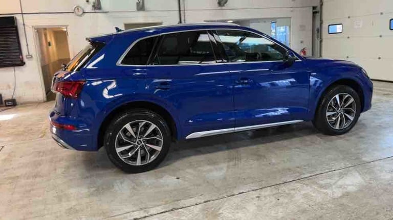 2022 Audi Q5 2.0 TDI 40 S line SUV 5dr Diesel S Tronic quattro Euro 6 (s/s) (204 ps) SUV Diesel A...