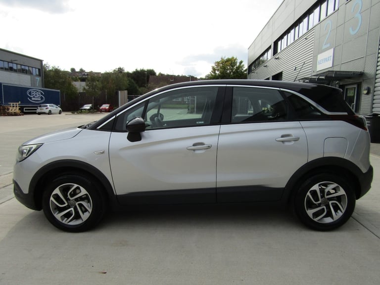 2018 Vauxhall Crossland X 1.2 TURBO ECO TEC SE EURO6 PETROL 5DR LHD SPANISH REG Coupe Petrol Manual
