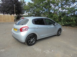 63 PEUGEOT 208 ACTIVE 1.2.5 DOOR HATCHBACK,MOT NOV 025,2 KEYS,20 YEAR ROAD TAX,ULEZ COMPLIANCE