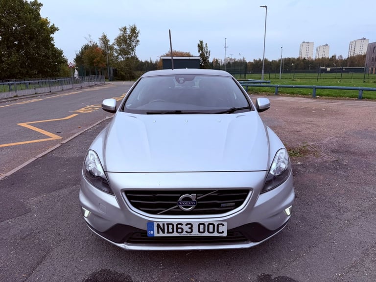 Volvo V40 D2 2013 (63) - FSH - Panoramic Roof - Rear Camera - Drives perfectly