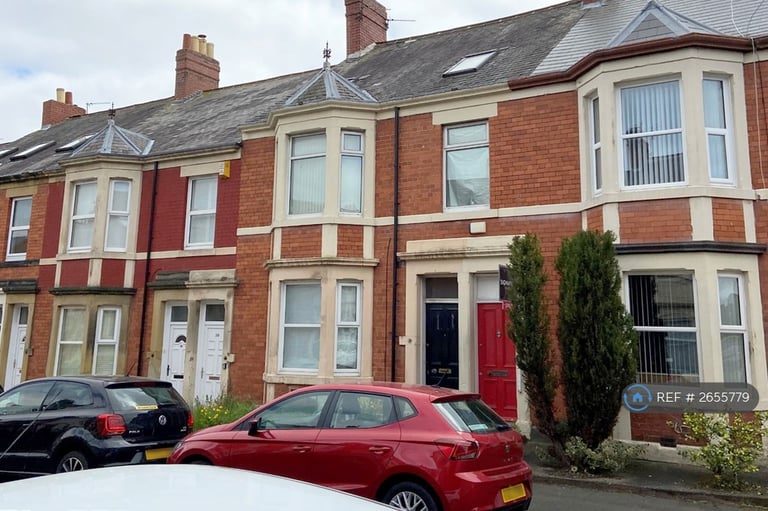 6 bedroom flat in Ashleigh Grove, West Jesmond, Newcastle Upon Tyne, NE2 (6 bed) (#2655779)