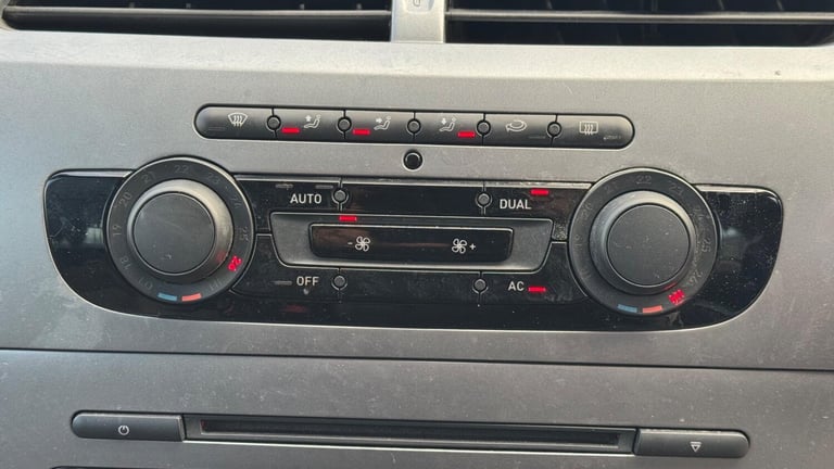 2010 SEAT Leon 2.0 TDI SE Euro 4 5dr HATCHBACK Diesel Manual