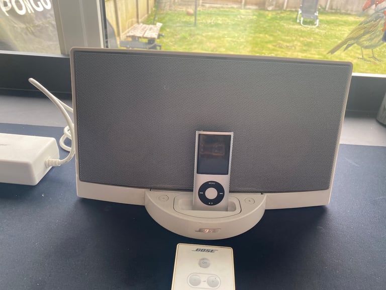 image for Bose speaker and iPod 