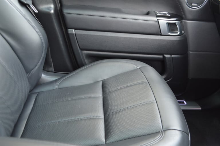 2022 Land Rover Range Rover Sport 3.0 D300 MHEV HSE Dynamic Black SUV 5dr Diesel Auto 4WD Euro 6 ...