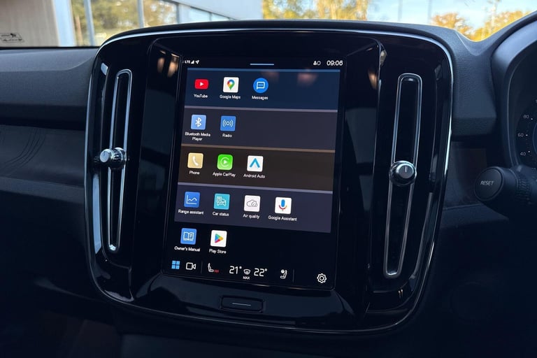 2022 Volvo XC40 Recharge Twin 78kWh Ultimate SUV 5dr Electric Auto AWD (408 ps) ESTATE Electric A...