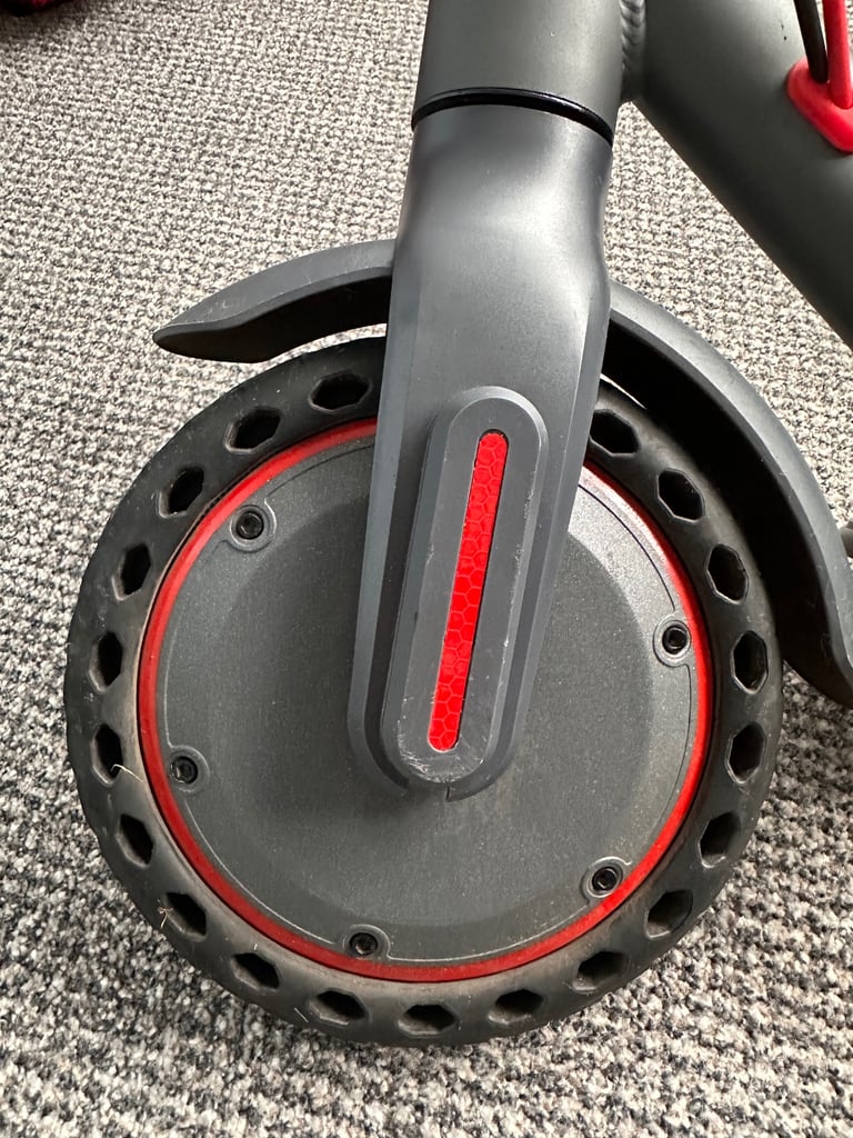 AOVO PRO ELECTRIC SCOOTER