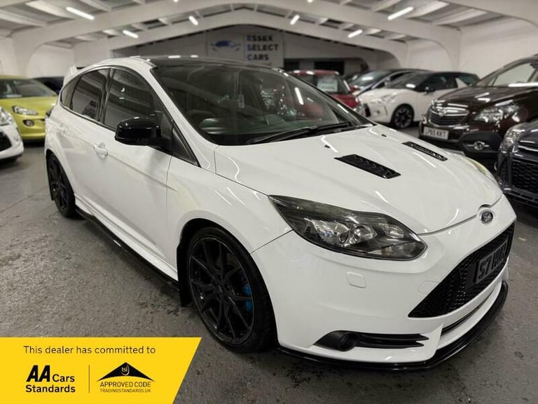 2013 Ford Focus 2.0T EcoBoost ST-3 Euro 5 (s/s) 5dr HATCHBACK Petrol Manual