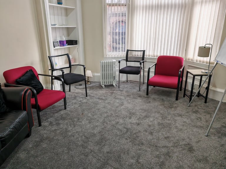 Two newly refurbished offices to rent, 2nd floor, 49 Tichfield st Kilmarnock 