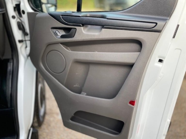 2022 Ford Transit Custom 300 EcoBlue Leader Panel Van Diesel Manual