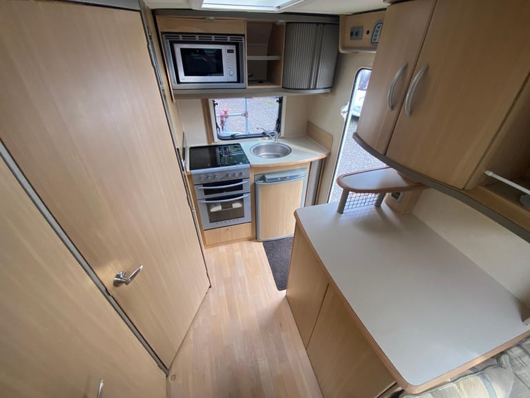 FIAT DUCATO BESSACAR E530 - LARGE 2 BERTH - 22k MILES - VGC 