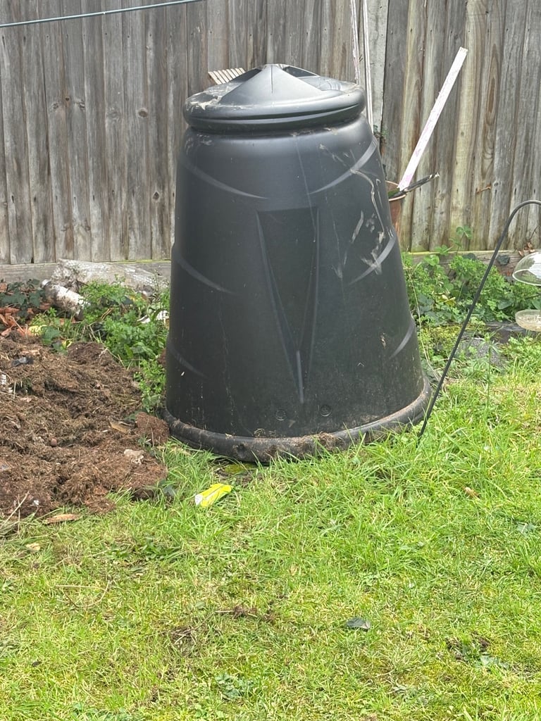 image for Compost bin 