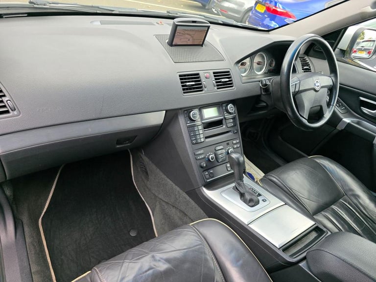 Volvo XC90 2.4 D5 SE Lux Geartronic 4WD Euro 5 5dr Diesel