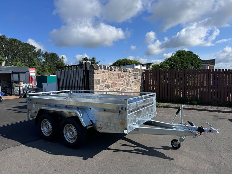 BRAND NEW 10ft x 5ft FLAT MASTER TRAILER 2700KG BRAKED