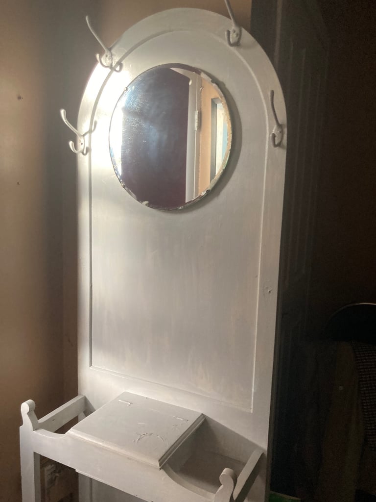 Coat stand 