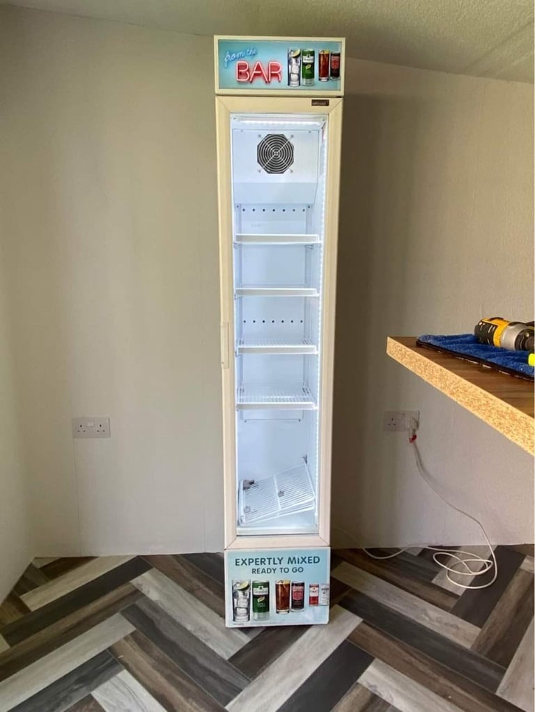 Catering equipment commercial refrigeration trailer restaurant kitchen items 