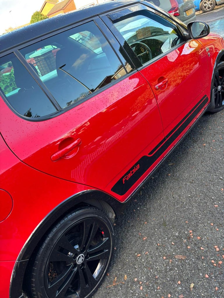Skoda, FABIA, Hatchback, 2011, Manual, 1197 (cc), 5 doors