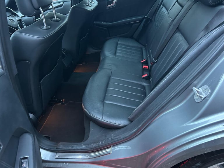2013 Mercedes-Benz E Class E300 BlueTEC Hybrid SE 4dr 7G-Tronic SALOON DIESEL/ELECTRIC Automatic