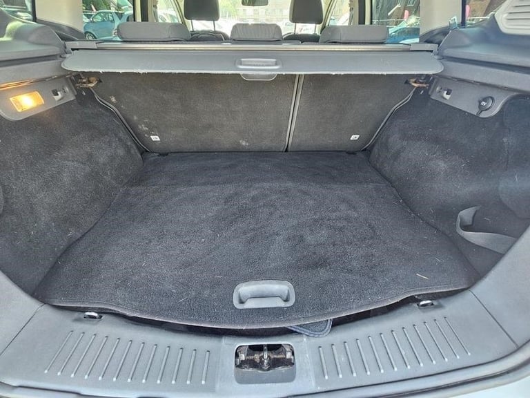 2010 Ford Kuga 2.0 TDCi Zetec 2WD Euro 4 5dr ESTATE Diesel Manual