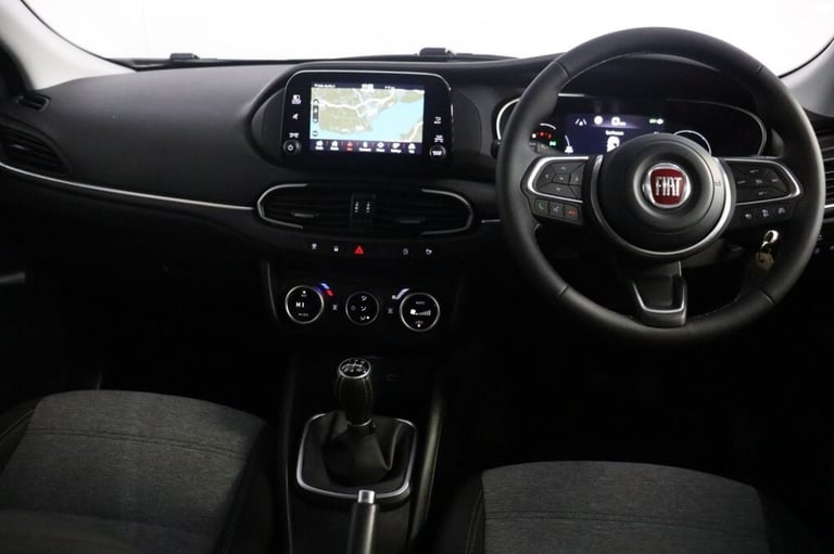 2021 Fiat Tipo 1.0 Cross 5dr (SAT NAV, REV CAMERA, BLUETOOTH) Hatchback Petrol Manual
