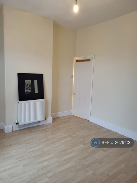 2 bedroom house in Tom Shepley Street, Hyde, SK14 (2 bed) (#2676406)