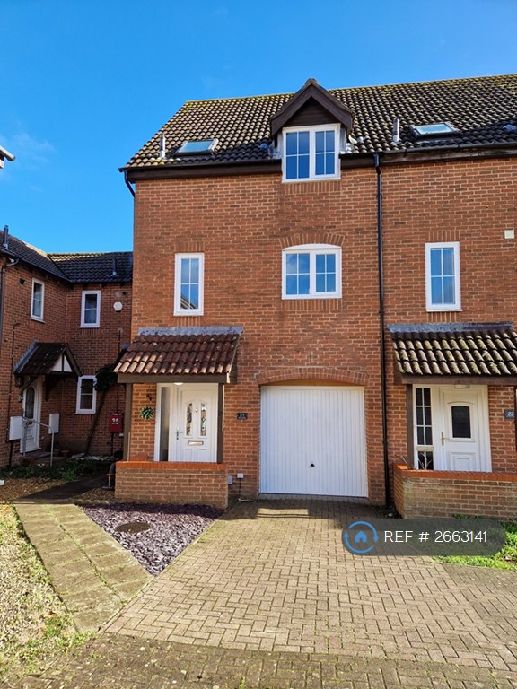 3 bedroom house in Sir Charles Square, Newport, NP10 (3 bed) (#2663141)