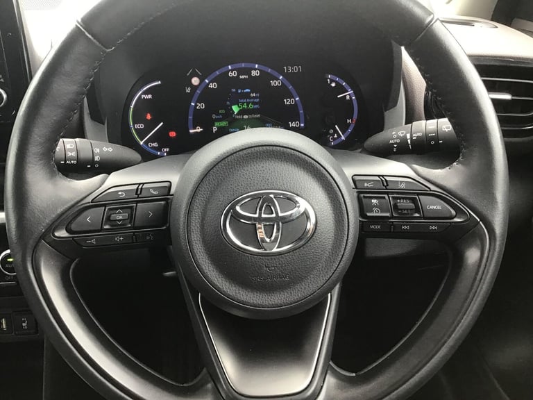  Toyota Yaris Cross 1.5 VVT-h Excel SUV 5dr Petrol Hybrid E-CVT Euro 6 (s/s) (116 ps) Petrol/Elec...