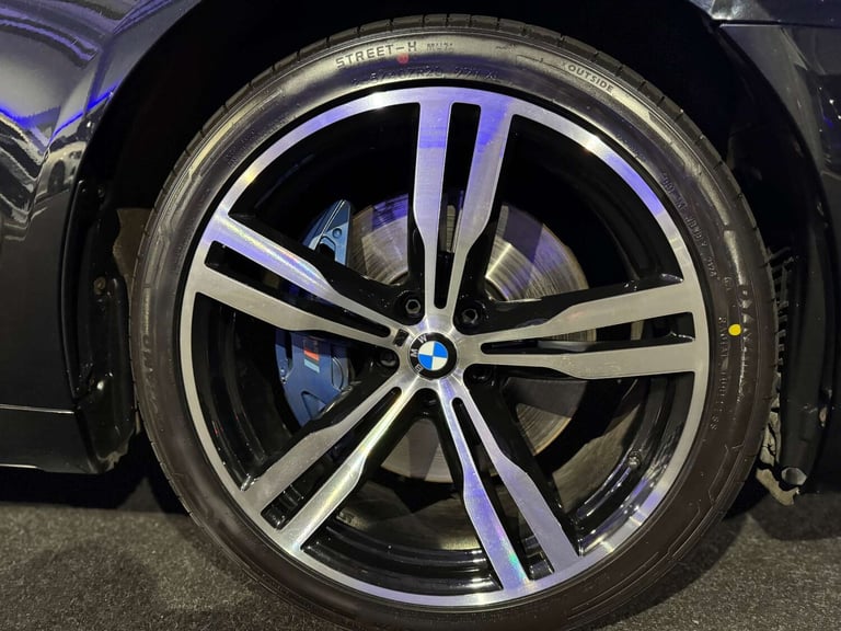 2017 BMW 7 Series 740d xDrive M Sport 4dr Auto SALOON DIESEL Automatic