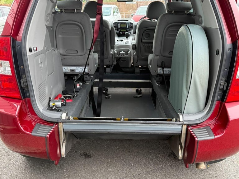 2011 Kia Sedona 2.2 CRDi 2 MPV 5dr Diesel Automatic (199 g/km, 192 bhp) ++ DUAL CLIMATE CON MPV D...