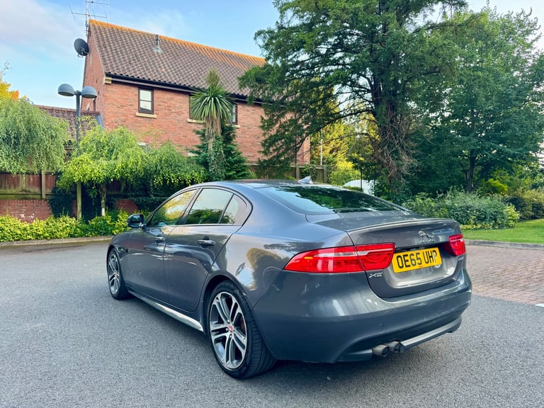 Jaguar XE R-Sport 2.0 Diesel Automatic
