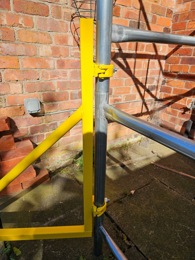 NEW PREMIUM DIY GALVANIZED SCAFFOLD TOWERS.(free delivery*)