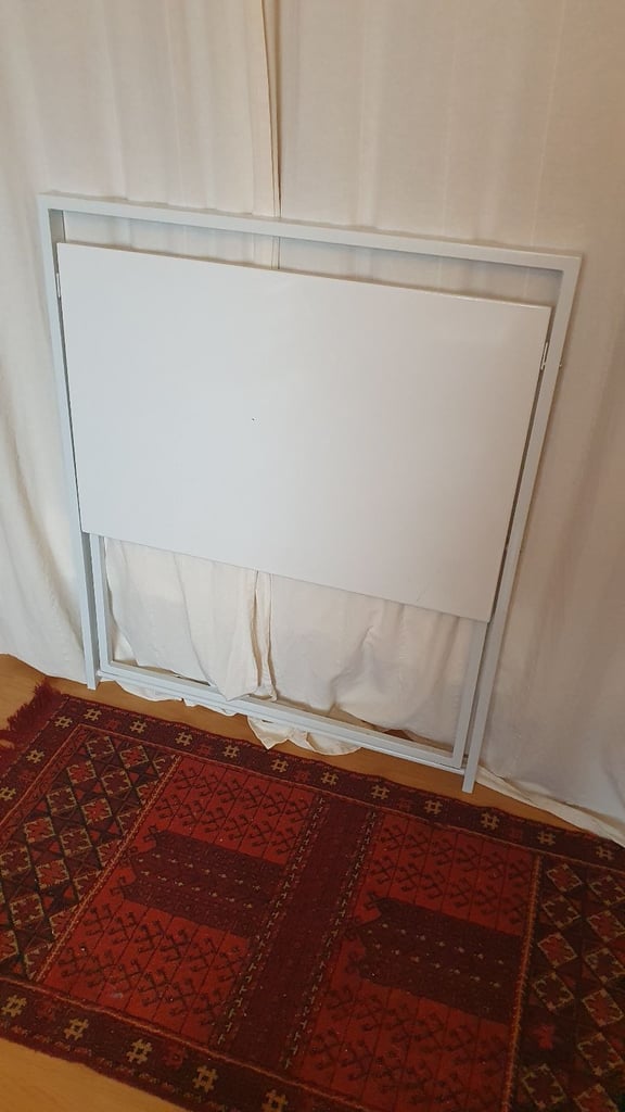 Folding Desk (can be hung up) 