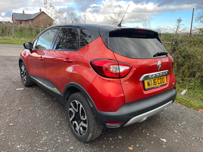RENAULT CAPTUR 1.5 SIGNATURE (QASHQAI FORD ECOSPORT KUGA HYUNDAI IX3 KIA SPORTAGE JEEP JUKE)