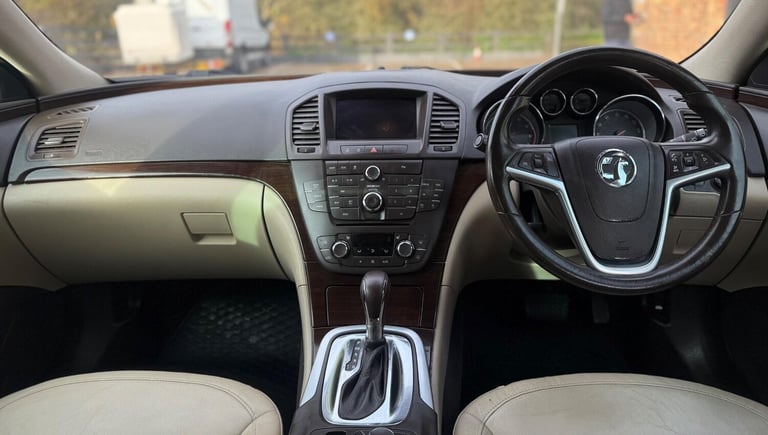 2009 Vauxhall Insignia 2.8T V6 Elite Nav Sports Tourer Auto 4WD Euro 5 5dr