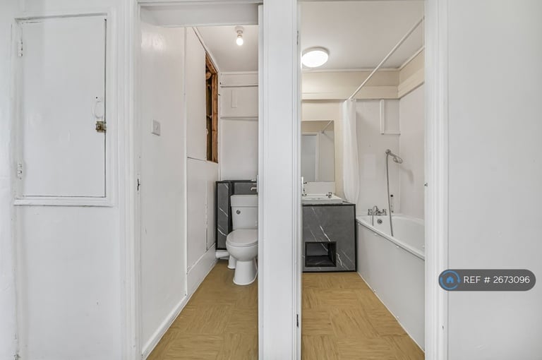 1 bedroom in Coniston House, London, SE5 (#2673096)